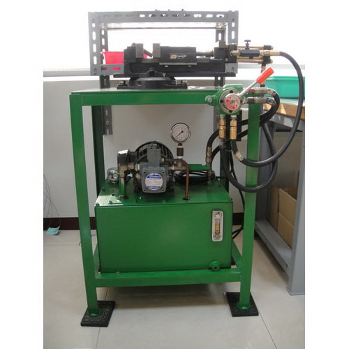 Hydraulic Torque Machine